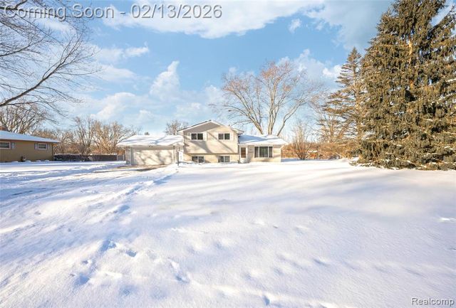 9643 Andersonville Road, Clarkston, MI 48346