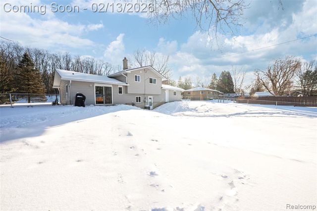 9643 Andersonville Road, Clarkston, MI 48346