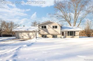 9643 Andersonville Road, Clarkston, MI 48346