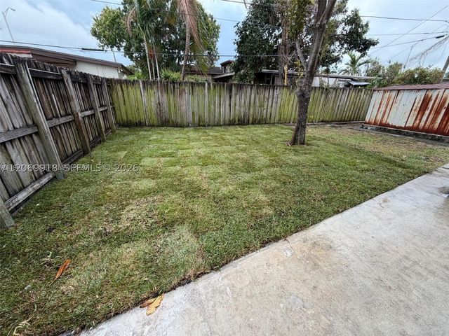 630 SE 3rd Pl, Hialeah, FL 33010