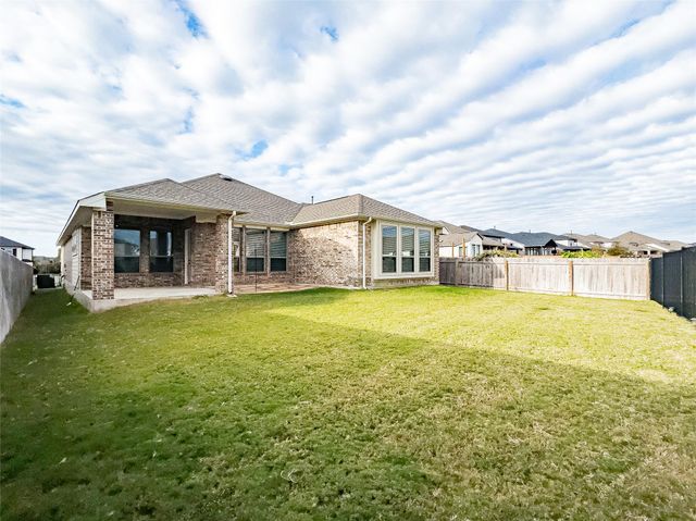 337 Alicante LN, Liberty Hill, TX 78642