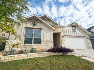 337 Alicante LN, Liberty Hill, TX 78642