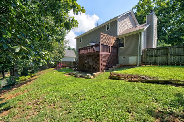 1706 Mountain Bay Drive, Hixson, TN 37343