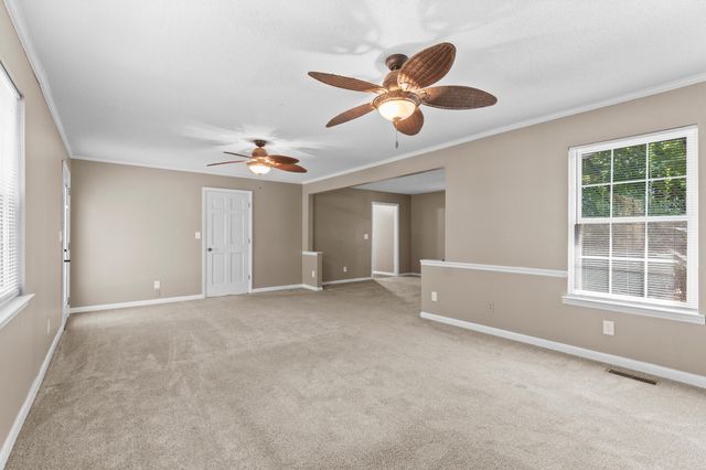 1706 Mountain Bay Drive, Hixson, TN 37343