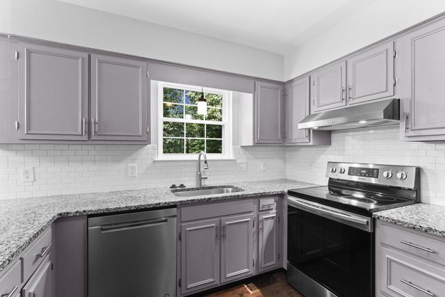 1706 Mountain Bay Drive, Hixson, TN 37343