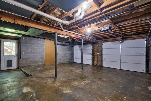 1706 Mountain Bay Drive, Hixson, TN 37343