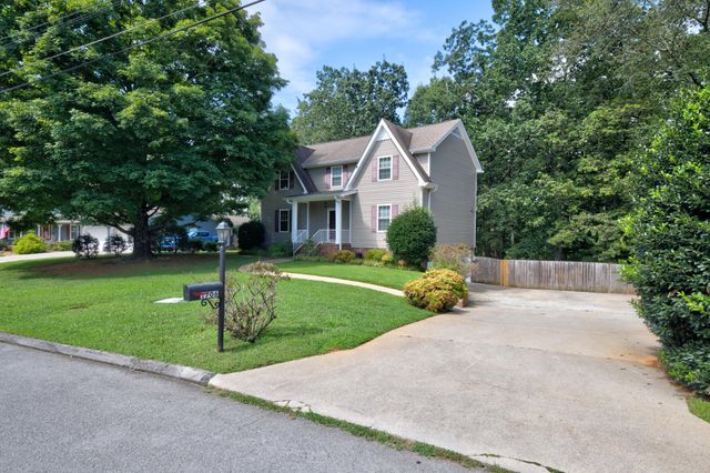 1706 Mountain Bay Drive, Hixson, TN 37343