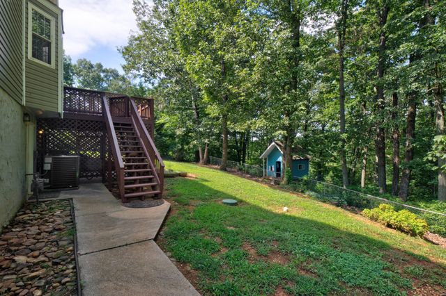 1706 Mountain Bay Drive, Hixson, TN 37343