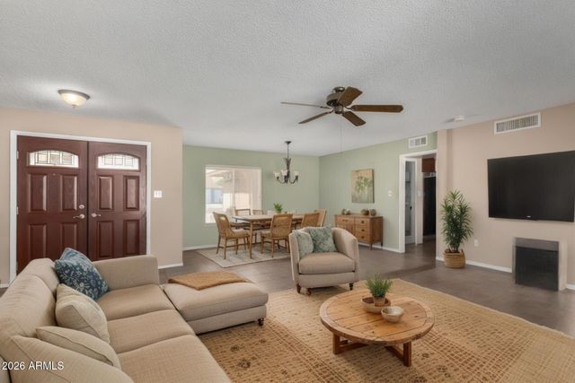 4722 E WINTU Way, Phoenix, AZ 85044