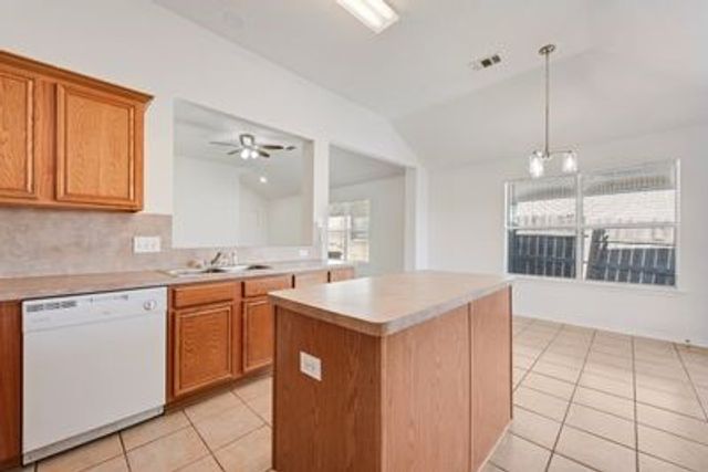 9708 Westmere Lane, Fort Worth, TX 76108