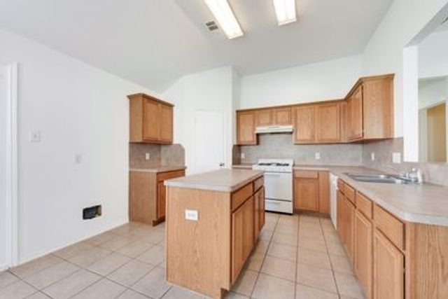 9708 Westmere Lane, Fort Worth, TX 76108