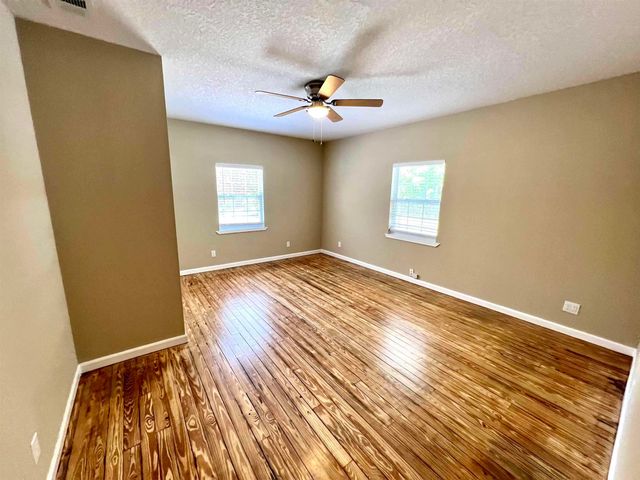 804 W 2nd St, St Augustine, FL 32084