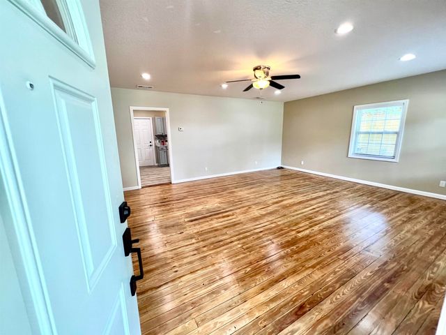 804 W 2nd St, St Augustine, FL 32084