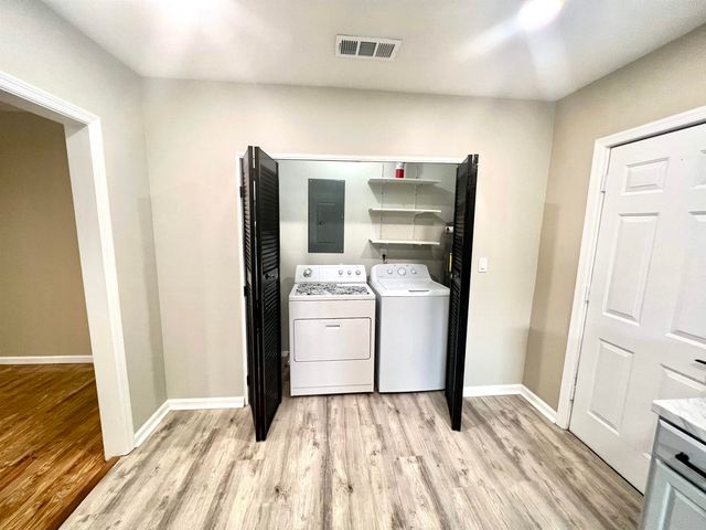 804 W 2nd St, St Augustine, FL 32084