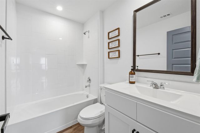 4207 Butler Point Lane, League City, TX 77573