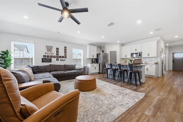 4207 Butler Point Lane, League City, TX 77573