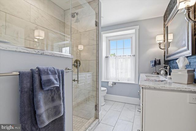 175 WAVERLY LN, Harleysville, PA 19438
