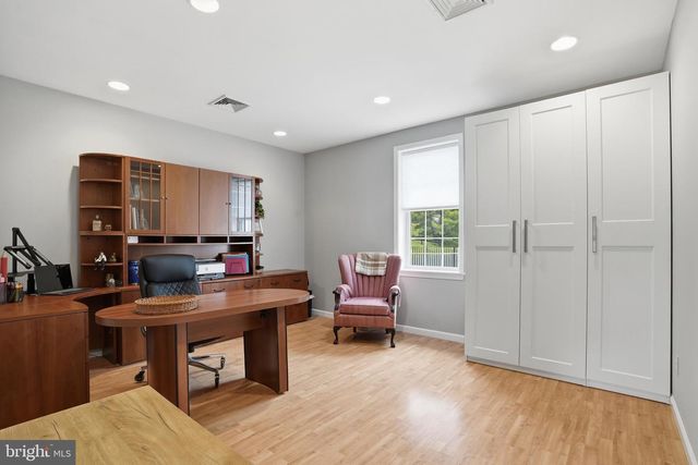 175 WAVERLY LN, Harleysville, PA 19438