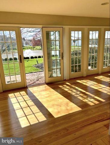 175 WAVERLY LN, Harleysville, PA 19438
