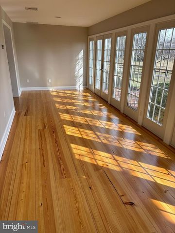 175 WAVERLY LN, Harleysville, PA 19438