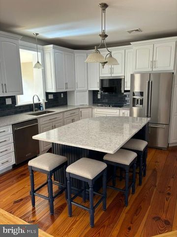 175 WAVERLY LN, Harleysville, PA 19438