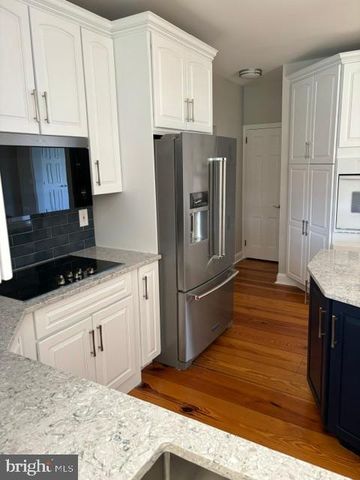 175 WAVERLY LN, Harleysville, PA 19438
