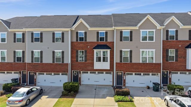 2534 Grantham Place Drive, Fort Mill, SC 29715