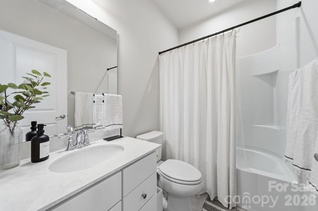 2534 Grantham Place Drive, Fort Mill, SC 29715