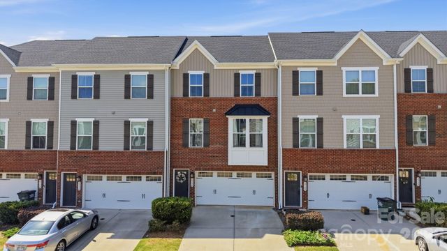 2534 Grantham Place Drive, Fort Mill, SC 29715