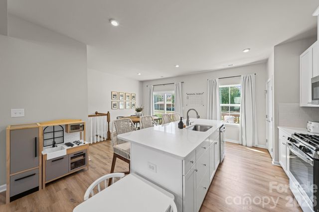 2534 Grantham Place Drive, Fort Mill, SC 29715