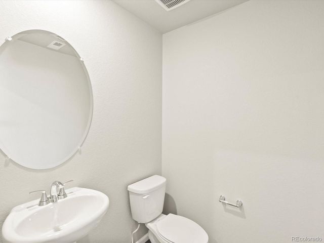 22175 E 7th Place, Aurora, CO 80018