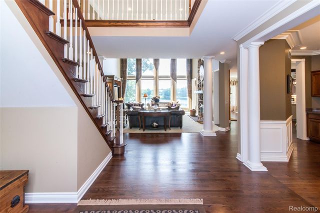 3166 Beach Lake Drive W, Brighton Township, MI 48380