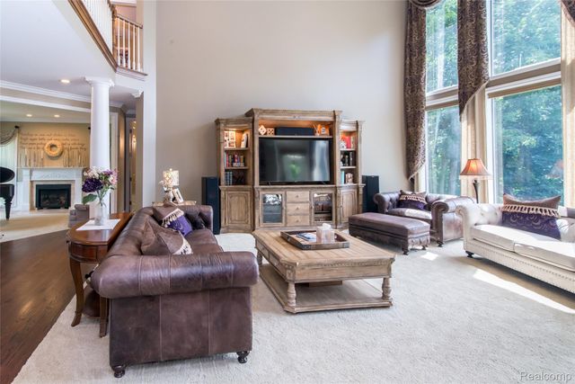 3166 Beach Lake Drive W, Brighton Township, MI 48380