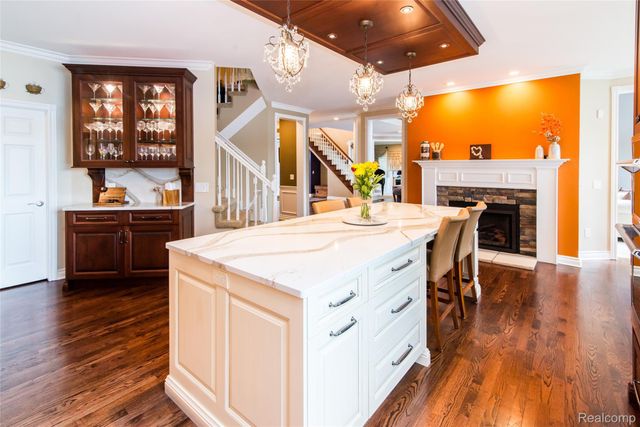 3166 Beach Lake Drive W, Brighton Township, MI 48380