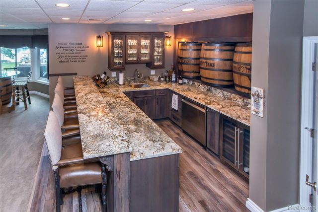 3166 Beach Lake Drive W, Brighton Township, MI 48380