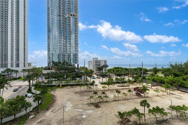 100 Bayview Dr 709, Sunny Isles Beach, FL 33160