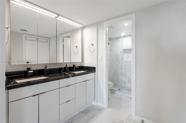 100 Bayview Dr 709, Sunny Isles Beach, FL 33160