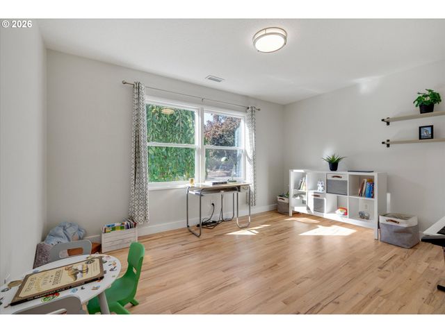 1310 Se 114TH Ave, Portland, OR 97216