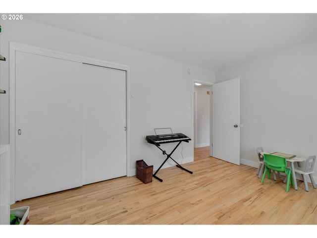 1310 Se 114TH Ave, Portland, OR 97216