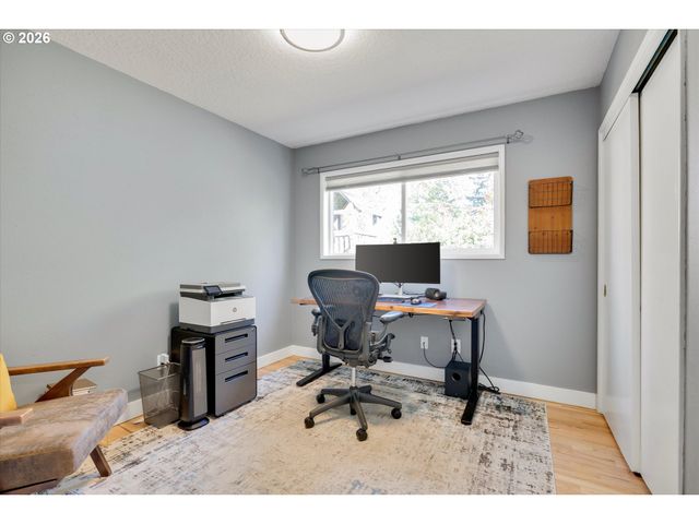 1310 Se 114TH Ave, Portland, OR 97216