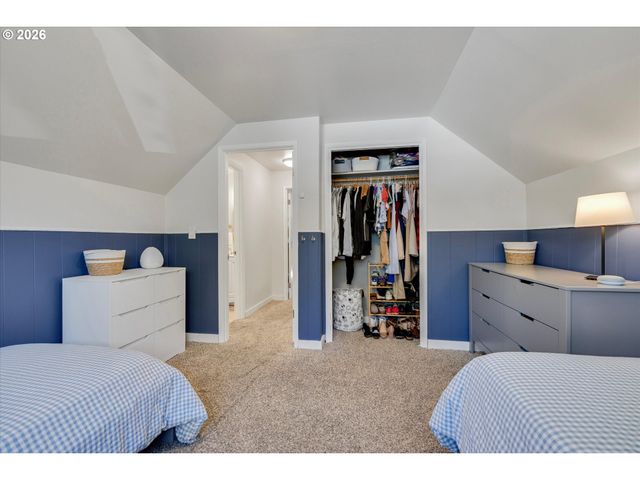 1310 Se 114TH Ave, Portland, OR 97216