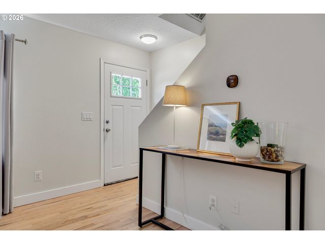 1310 Se 114TH Ave, Portland, OR 97216