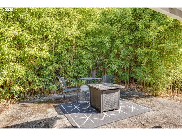 1310 Se 114TH Ave, Portland, OR 97216