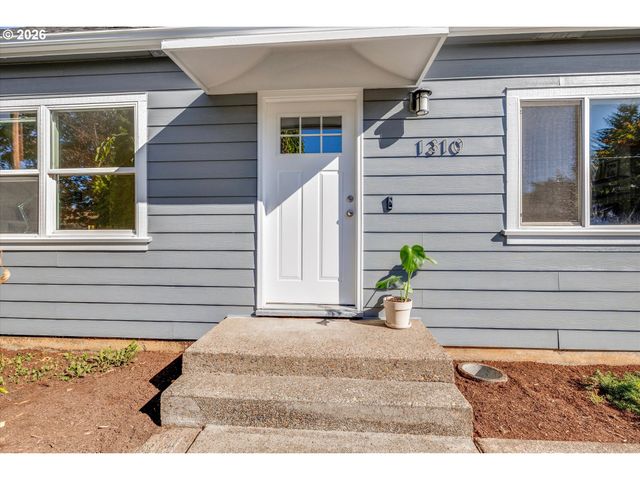 1310 Se 114TH Ave, Portland, OR 97216