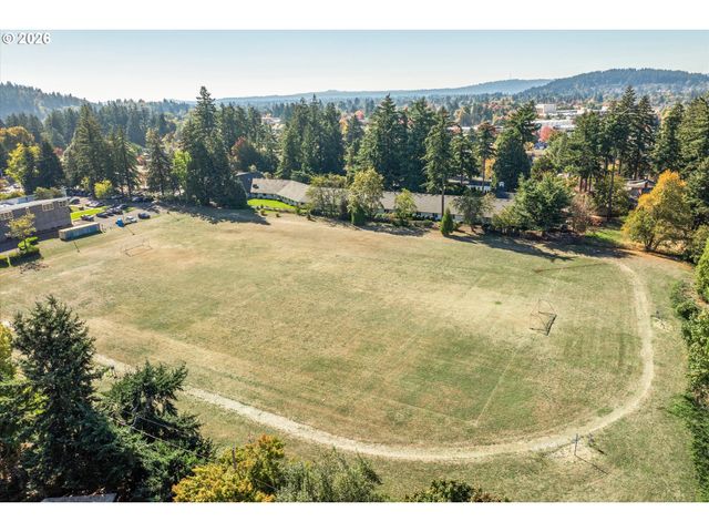 1310 Se 114TH Ave, Portland, OR 97216