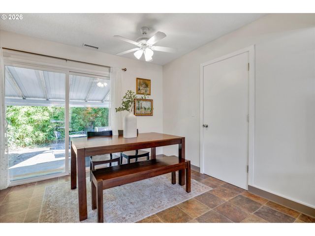 1310 Se 114TH Ave, Portland, OR 97216