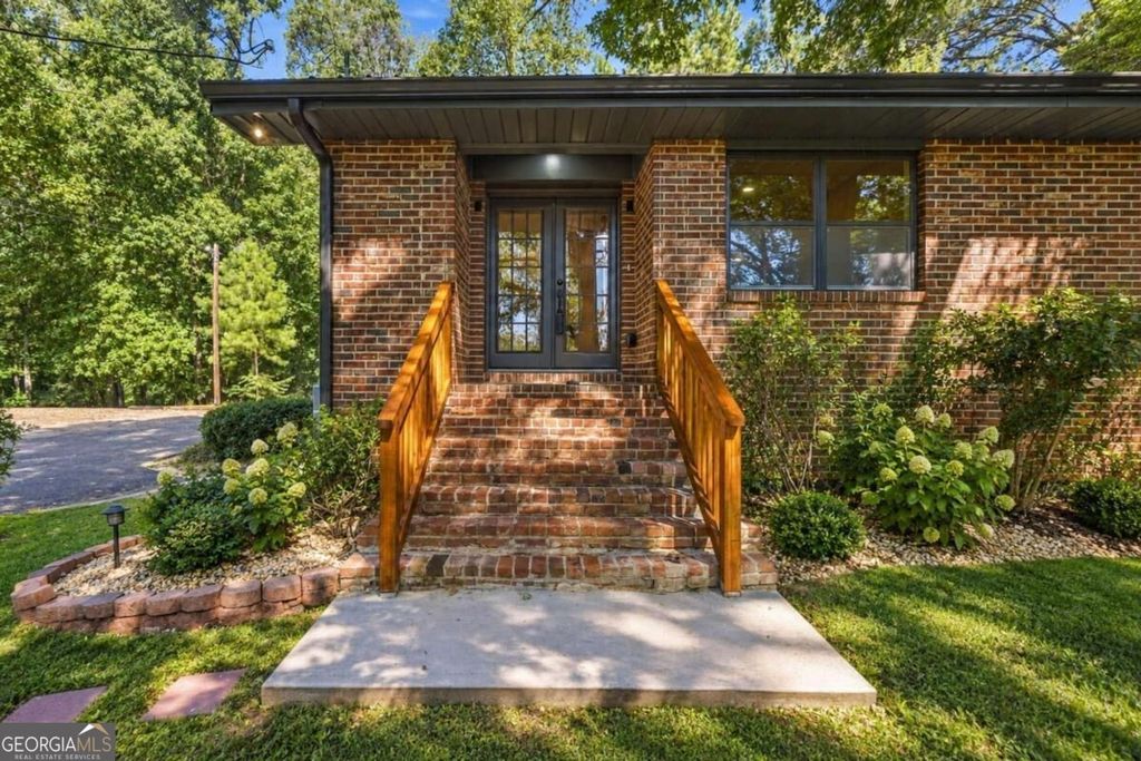 142 Ann Drive, Canton, GA 30114 — photo 2