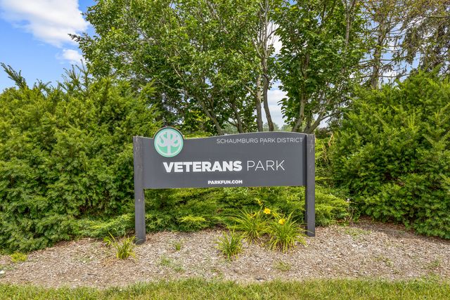 209 Dublin Lane Z2, Schaumburg, IL 60194