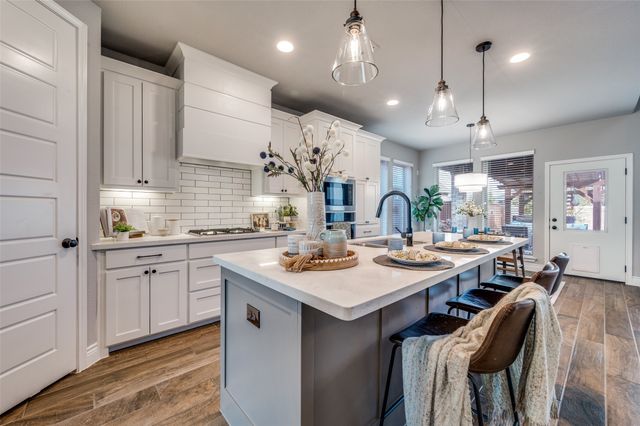 905 Hubbard Creek Trail, Mckinney, TX 75071