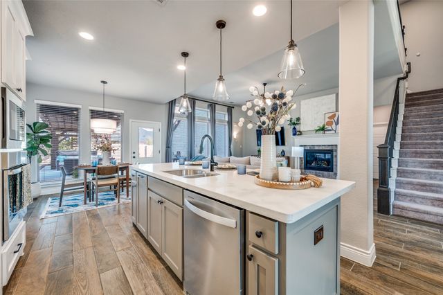 905 Hubbard Creek Trail, Mckinney, TX 75071